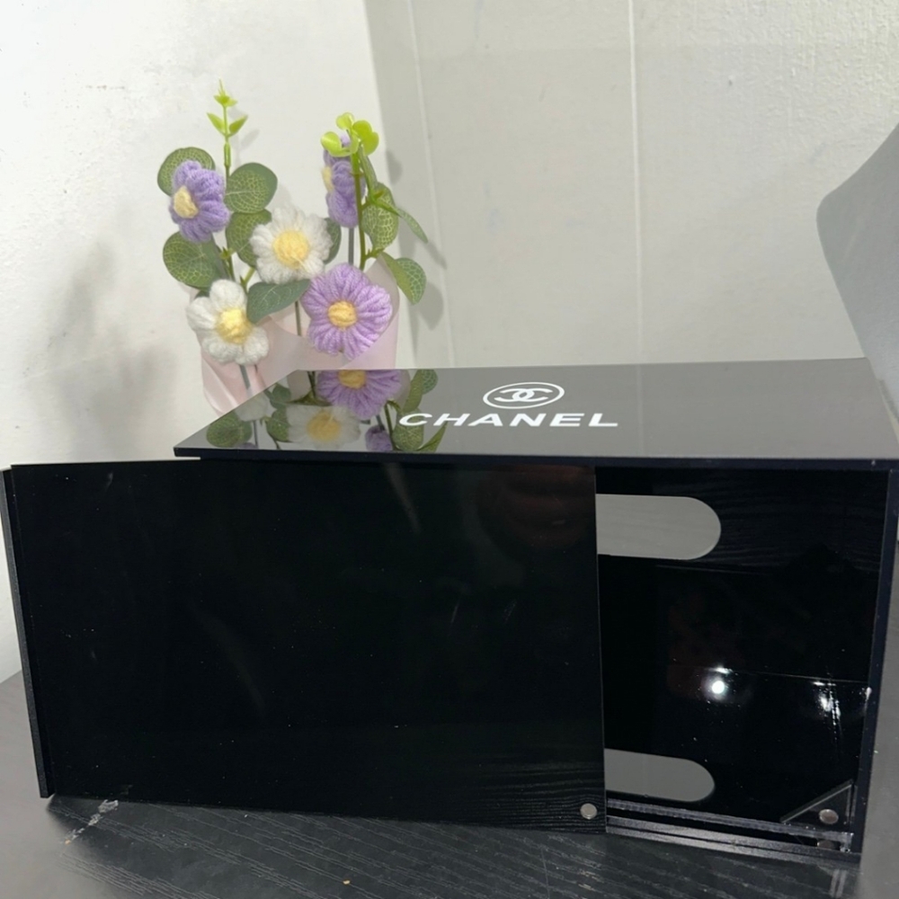 Chanel Black Tissue Box Holder - Picture 2 of 2